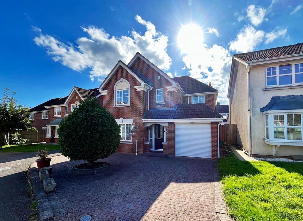 Property photo 1 of 20