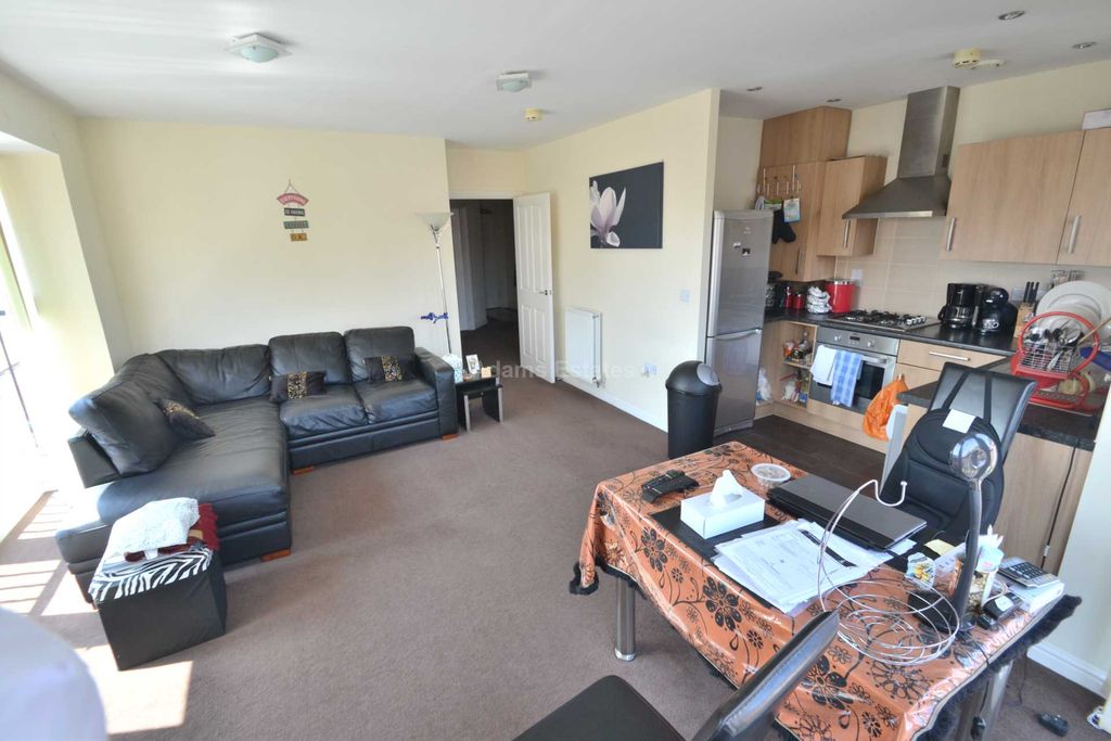 Property photo 3 of 13
