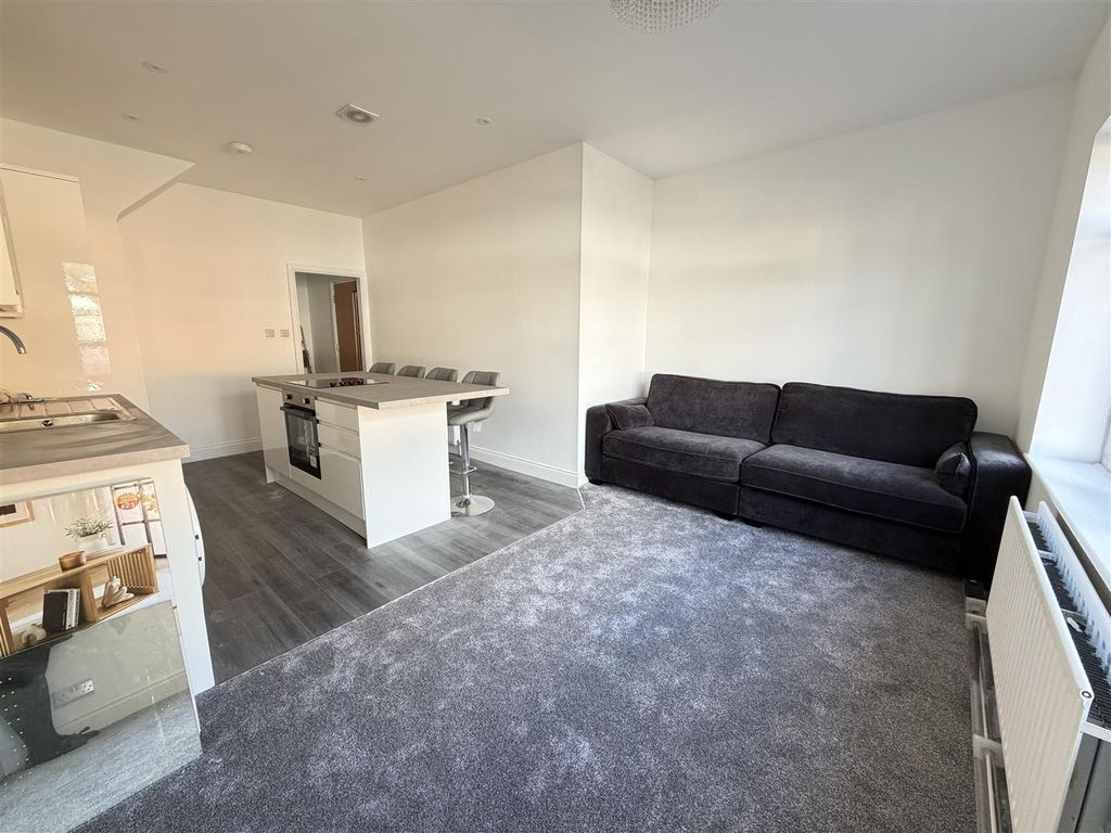 Property photo 2 of 14 Img_0358.Jpg