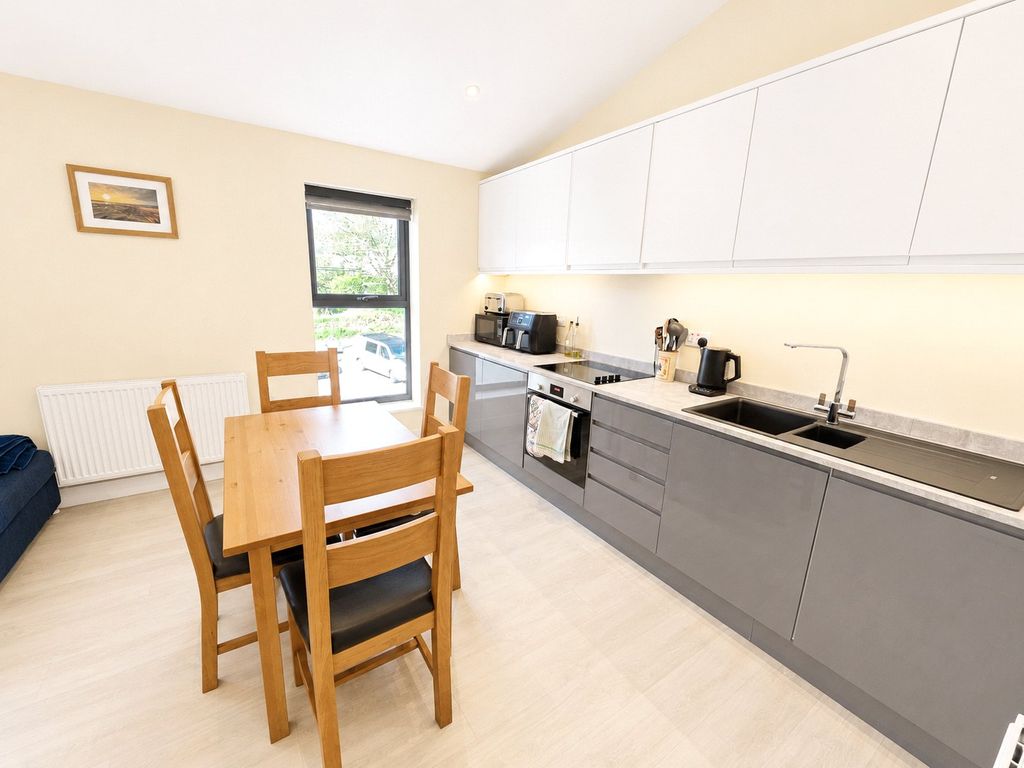 Property photo 2 of 8 Picture No. 06