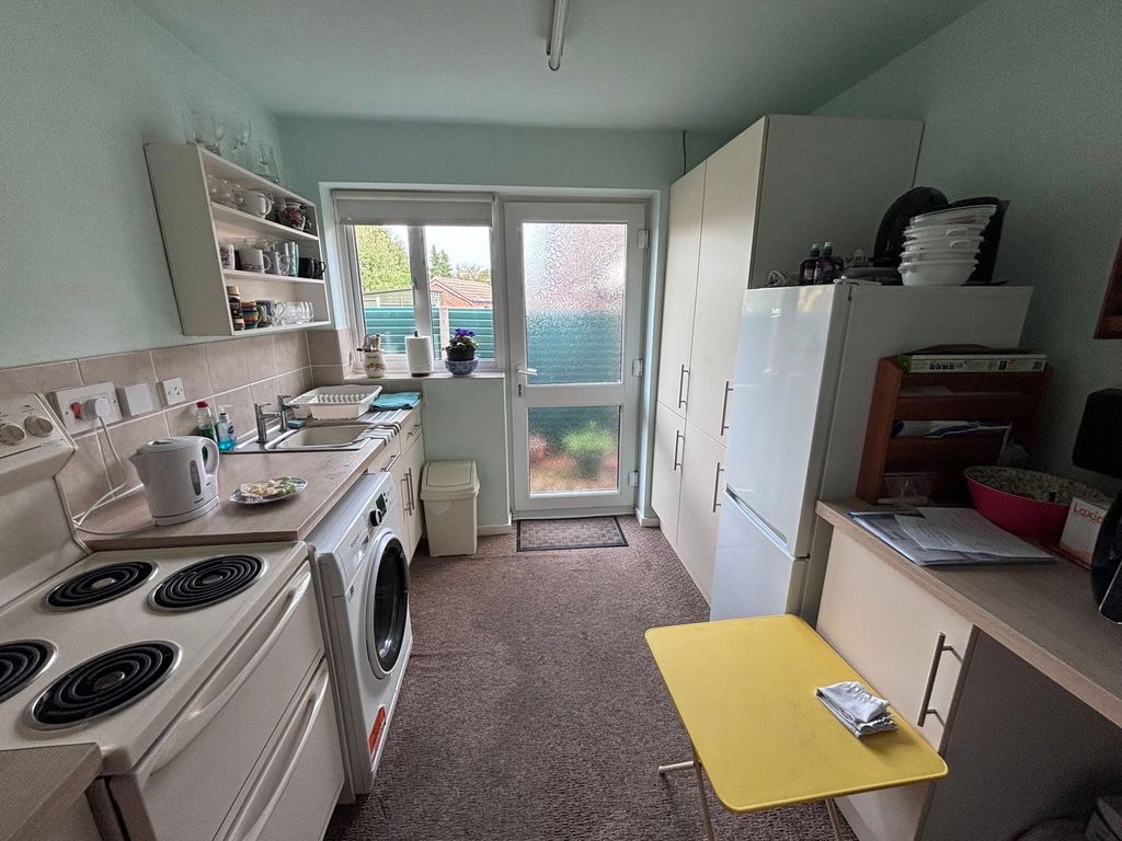 Property photo 3 of 16