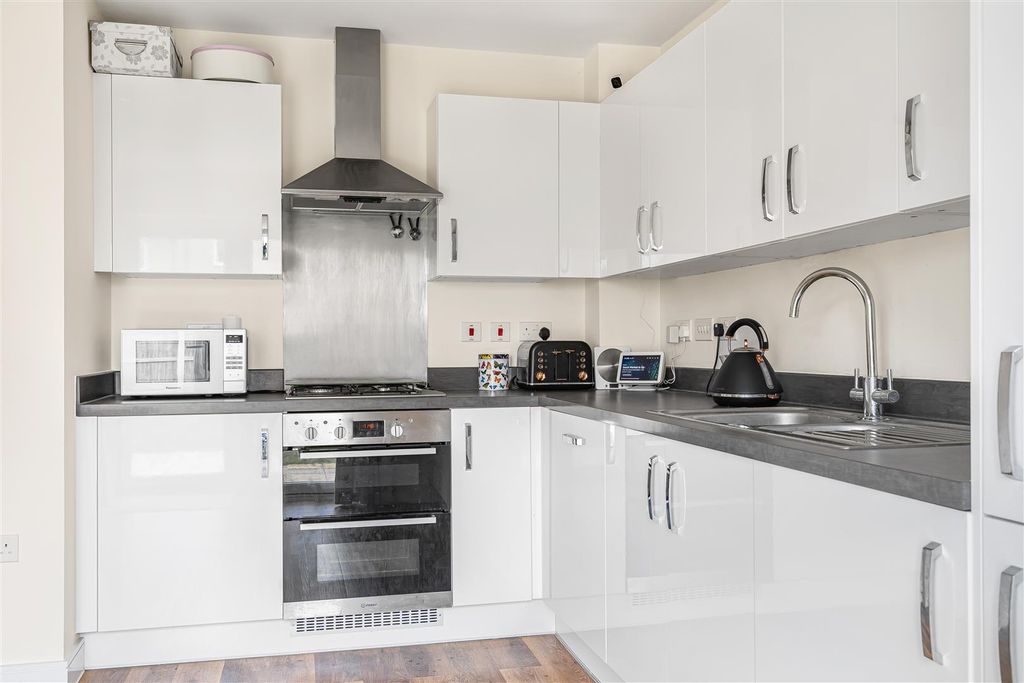 Property photo 2 of 21 14_76429.Jpg