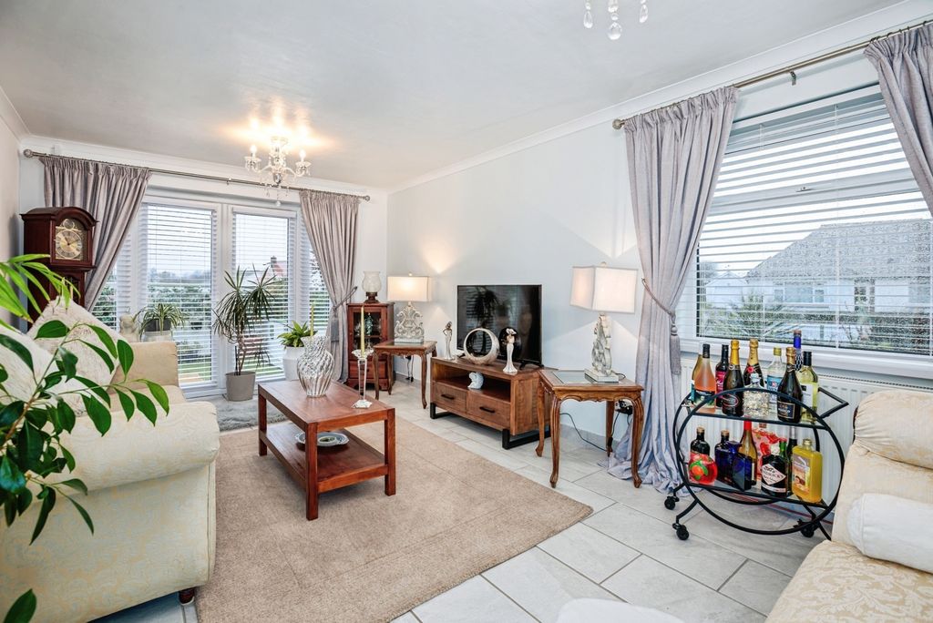 Property photo 2 of 19 Pbox-Img.Jpg