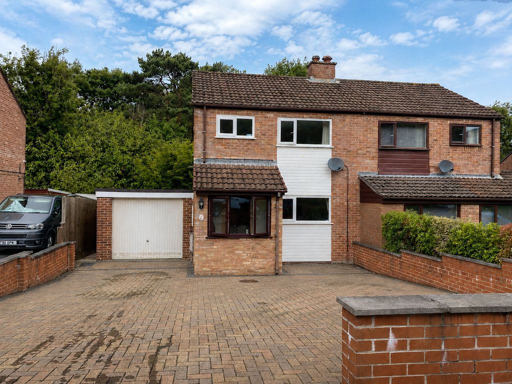 Property photo 1 of 13 1 - Picture No. 01