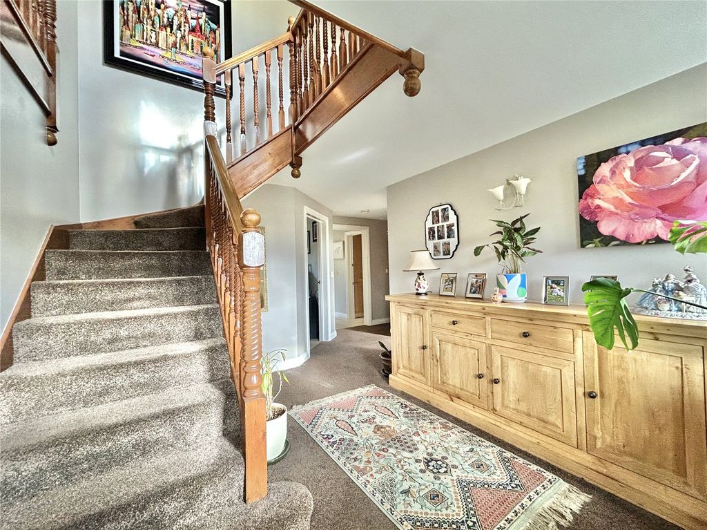 Property photo 2 of 24 Picture No. 04