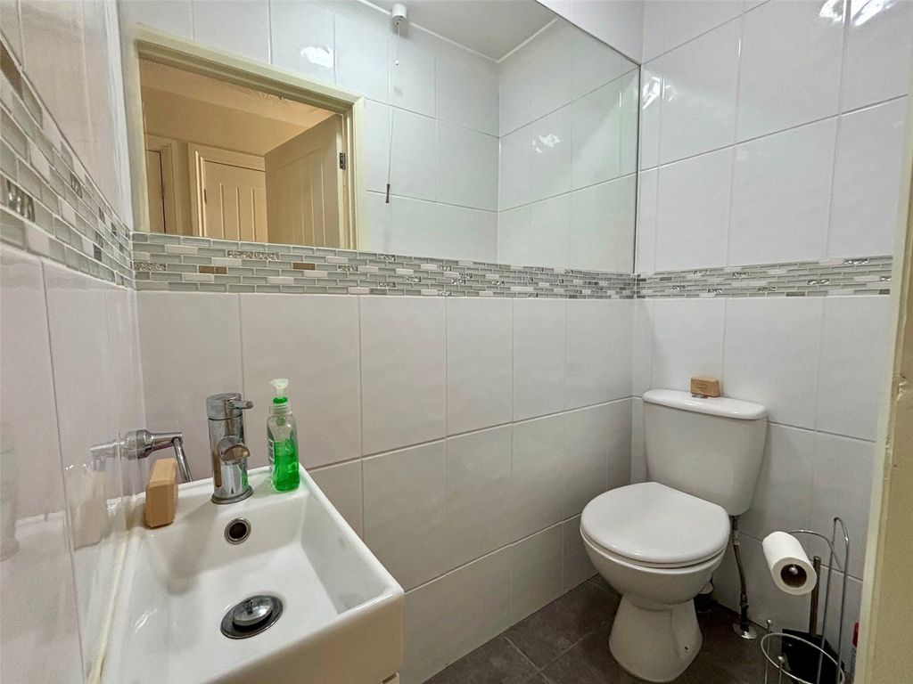 Additional image 25 of 3 bed bungalow for salePriory Lodge Close, Milford Haven, Pembrokeshire SA73