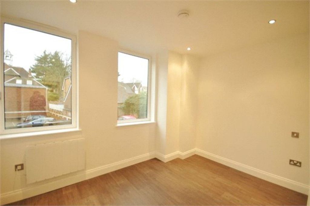 Property photo 3 of 6