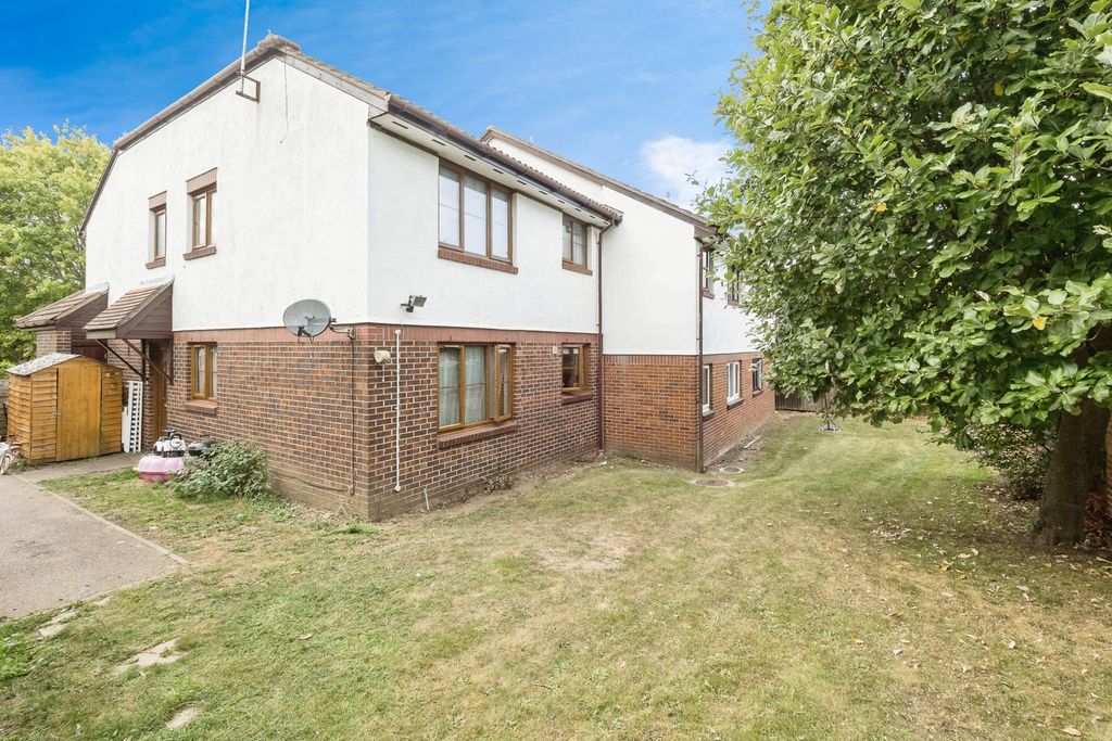 Property photo 1 of 17 Photo