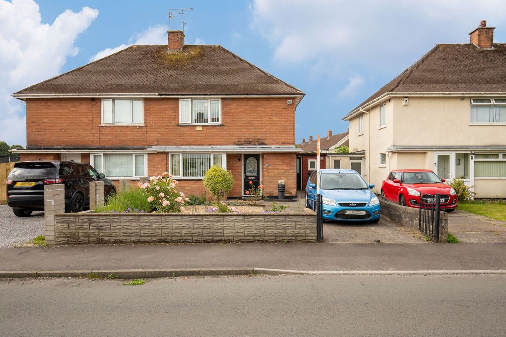Property photo 1 of 26