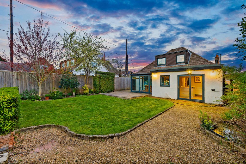 Property photo 1 of 37