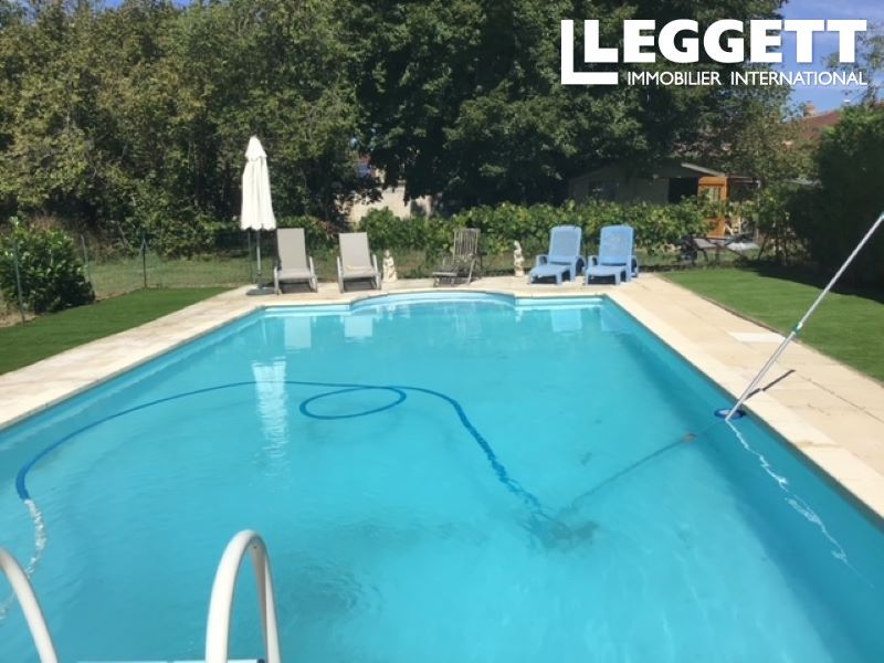 Property photo 3 of 10