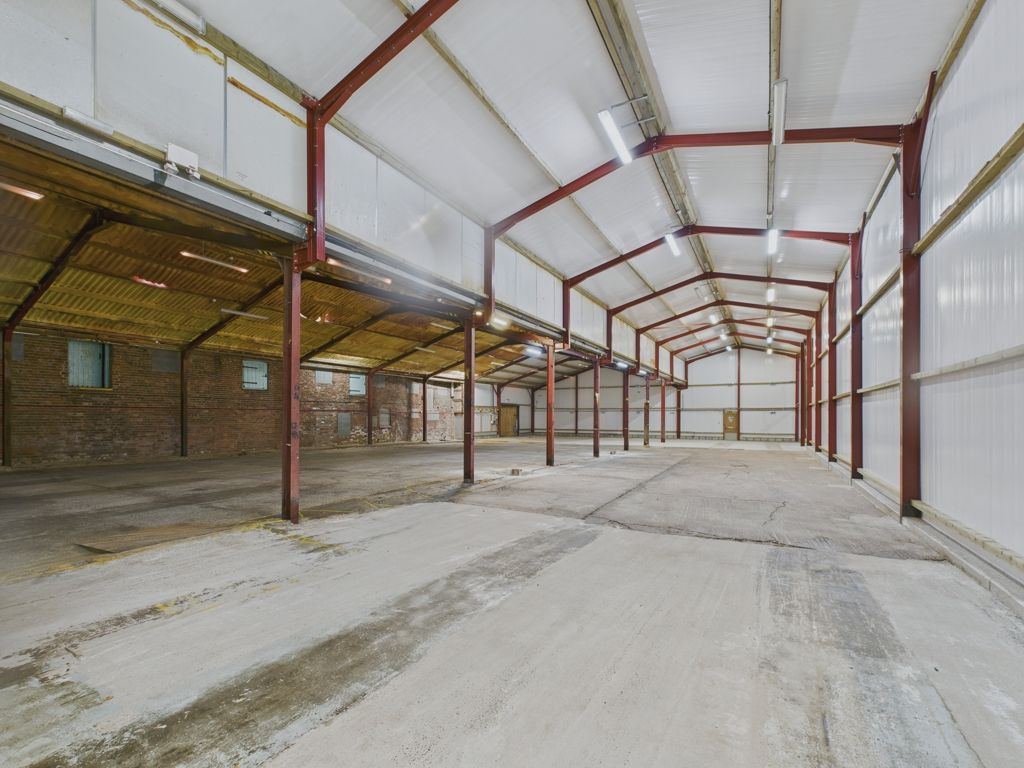 Property photo 3 of 5 Photo 11