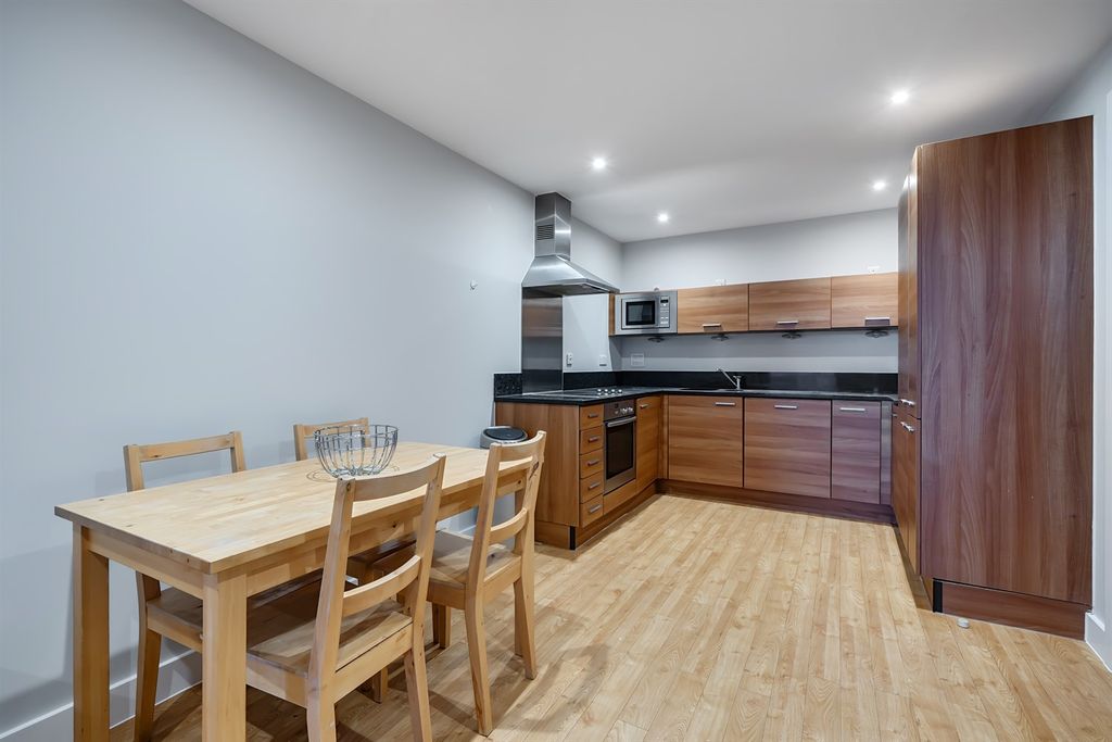 Property photo 3 of 7 Dining Room