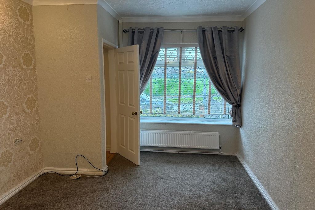 Property photo 3 of 36 Img_5203.Jpeg