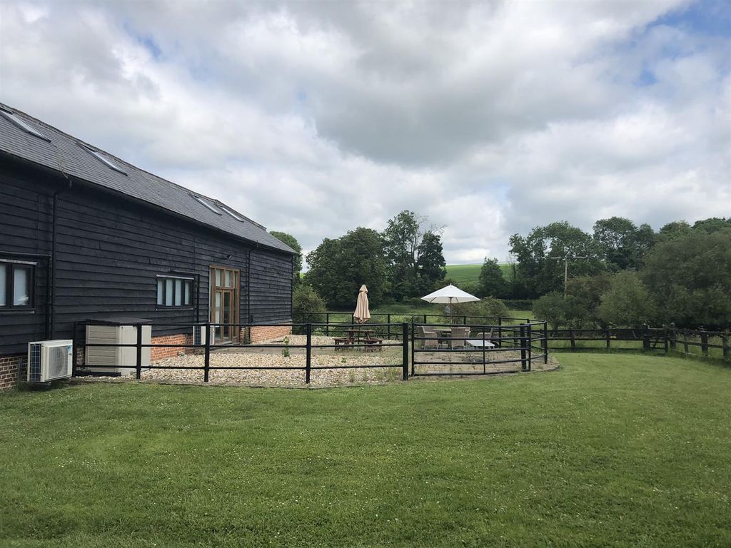 Property photo 2 of 9 Img_0245.Jpeg