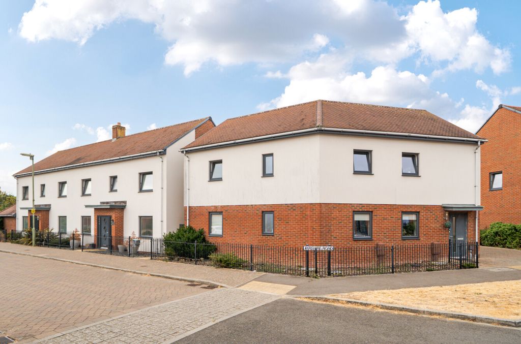 Property photo 1 of 12 1510507-24-6A847d...