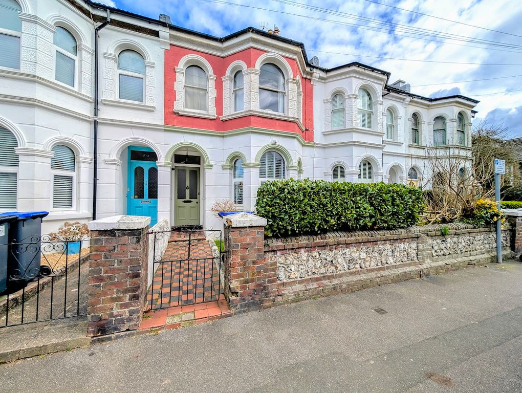 Property photo 1 of 16