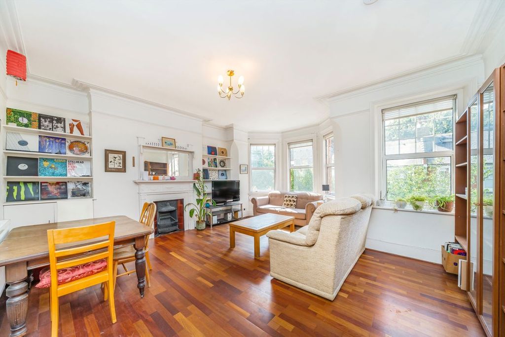 Property photo 3 of 7