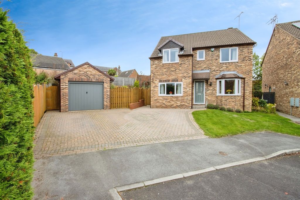 Property photo 1 of 17