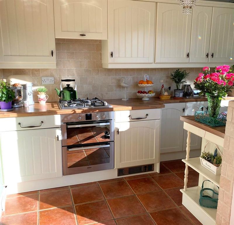 Property photo 1 of 33 Kitchen Picture Five.Jpg