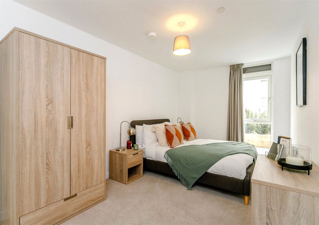 Property photo 2 of 9 Bedroom 1