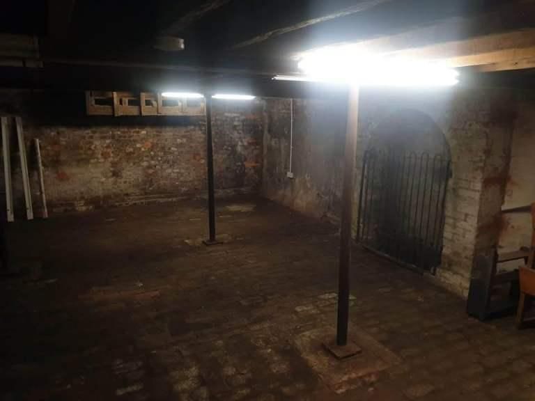 Property photo 3 of 8 Photo 3