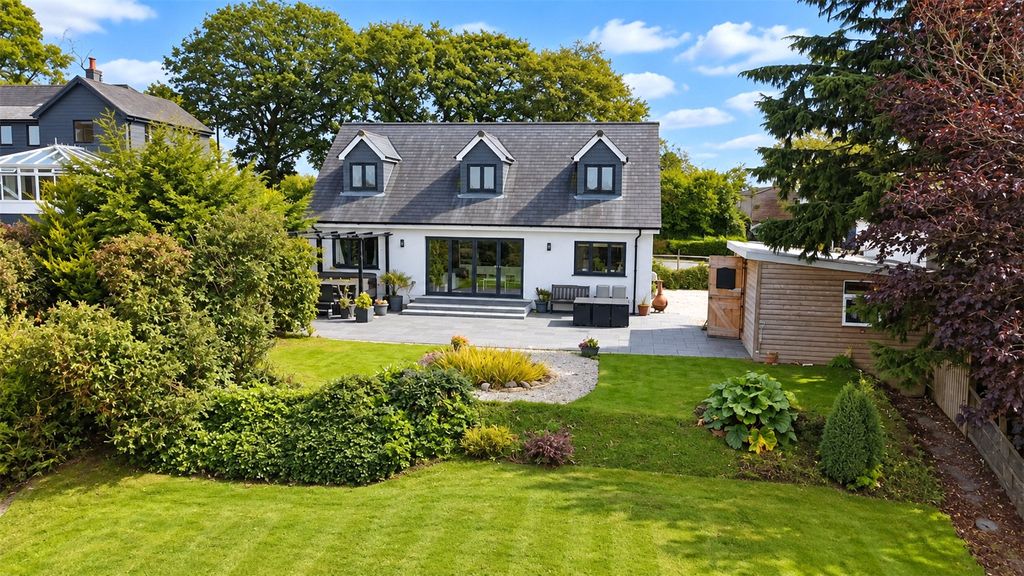Property photo 1 of 26 Picture No. 32