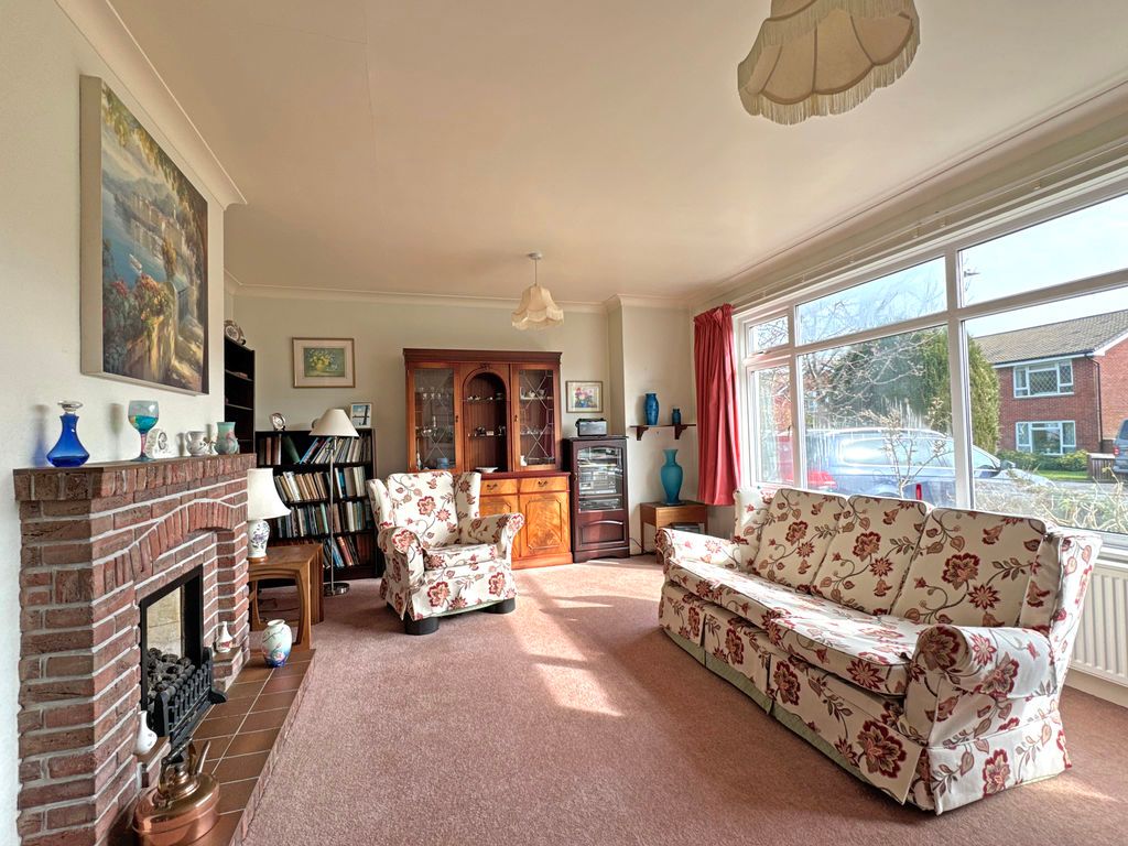 Property photo 2 of 16 Photo 3