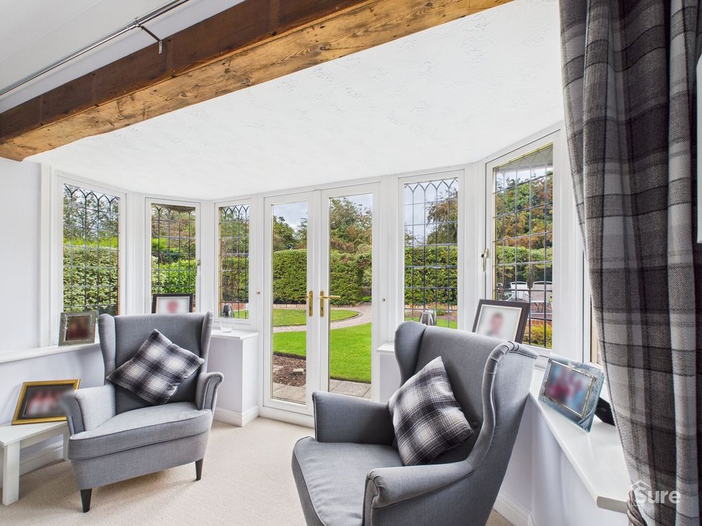 Property photo 3 of 31 Dining Room