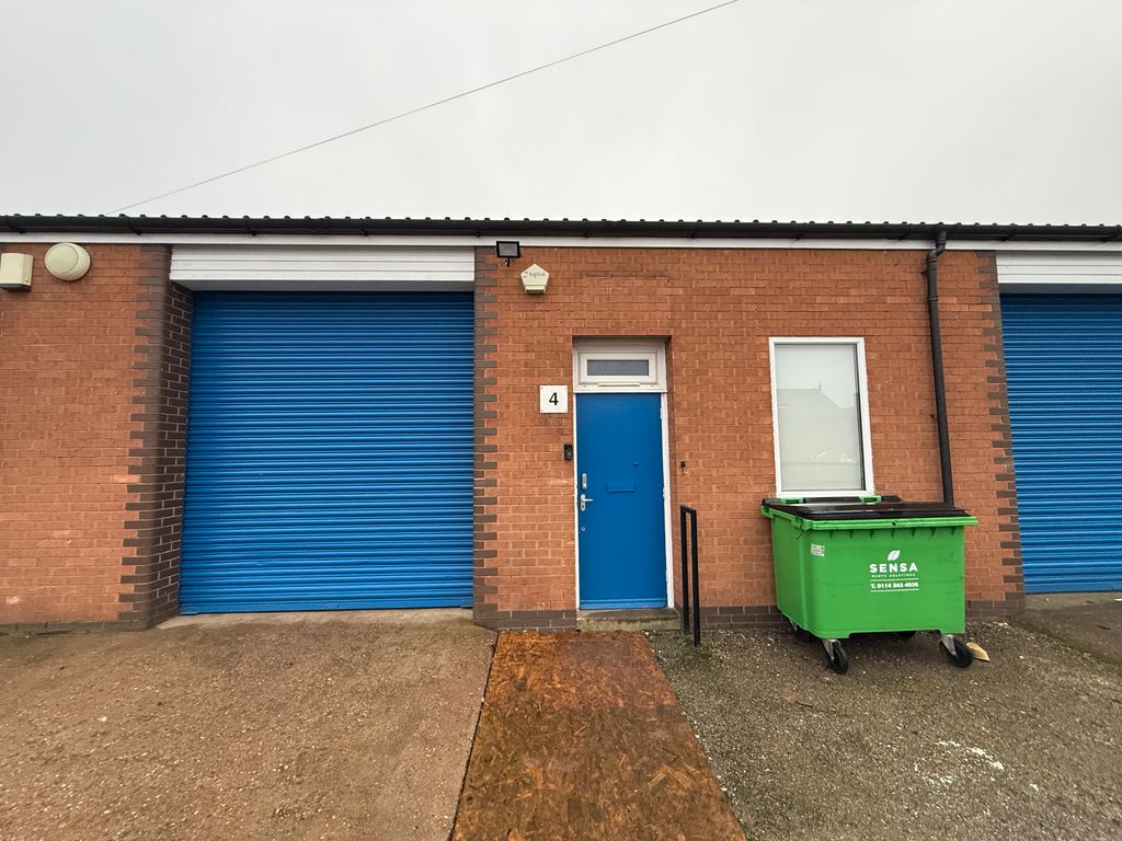 Property photo 1 of 3