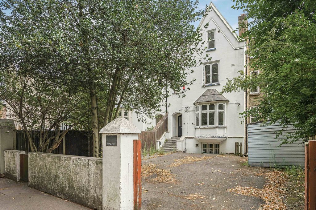 Property photo 1 of 7 Exterior