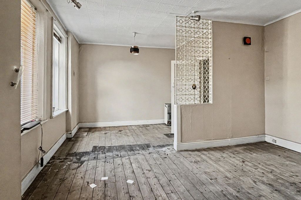 Property photo 3 of 17 15/17 Portland Street, Pelaw, Gateshead, Ne10 0XX