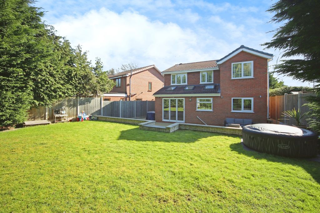 Property photo 1 of 23
