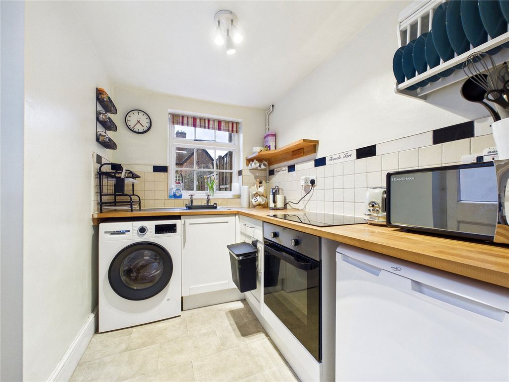 Property photo 3 of 10 Picture 3