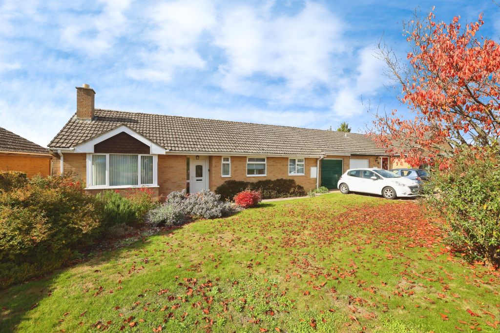 Property photo 1 of 12