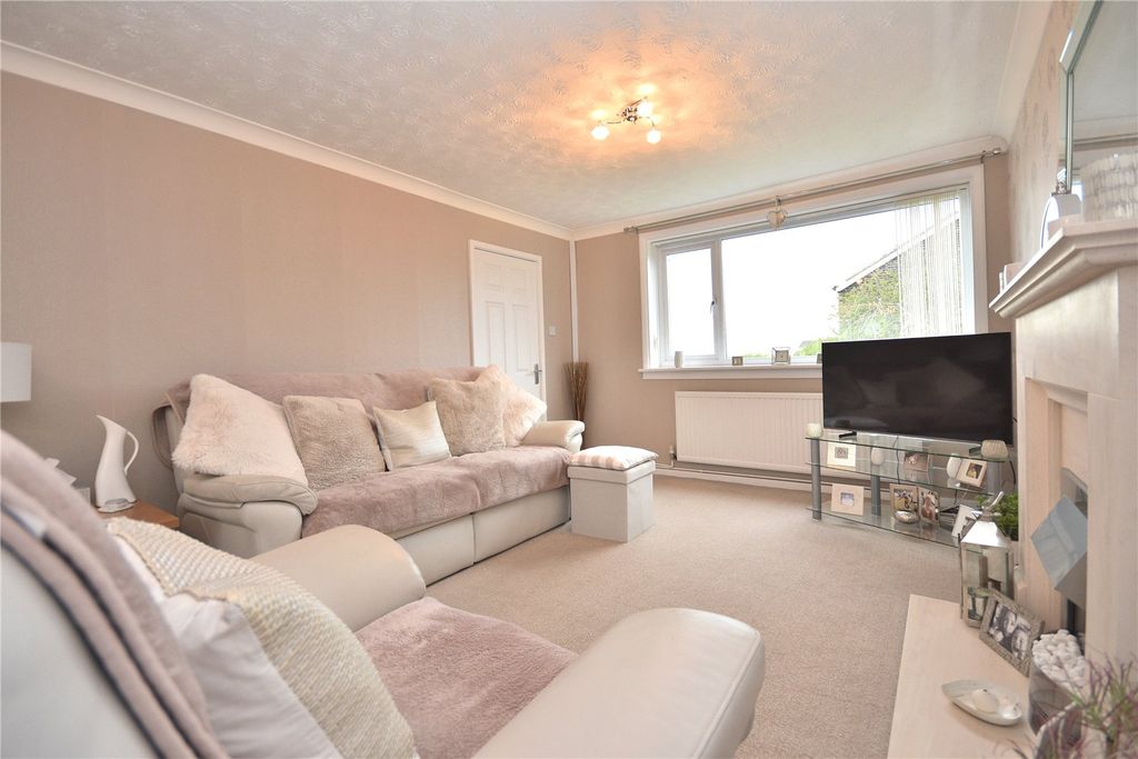 Property photo 3 of 14 Picture No. 37