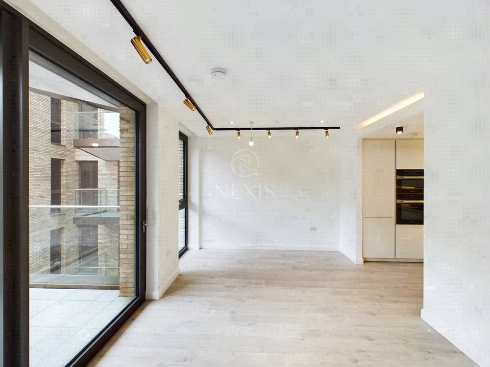 Property photo 2 of 20 Picture No. 11