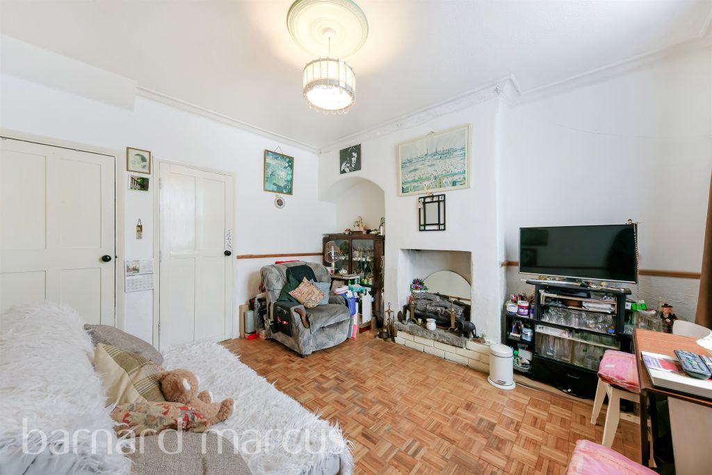 Property photo 3 of 13