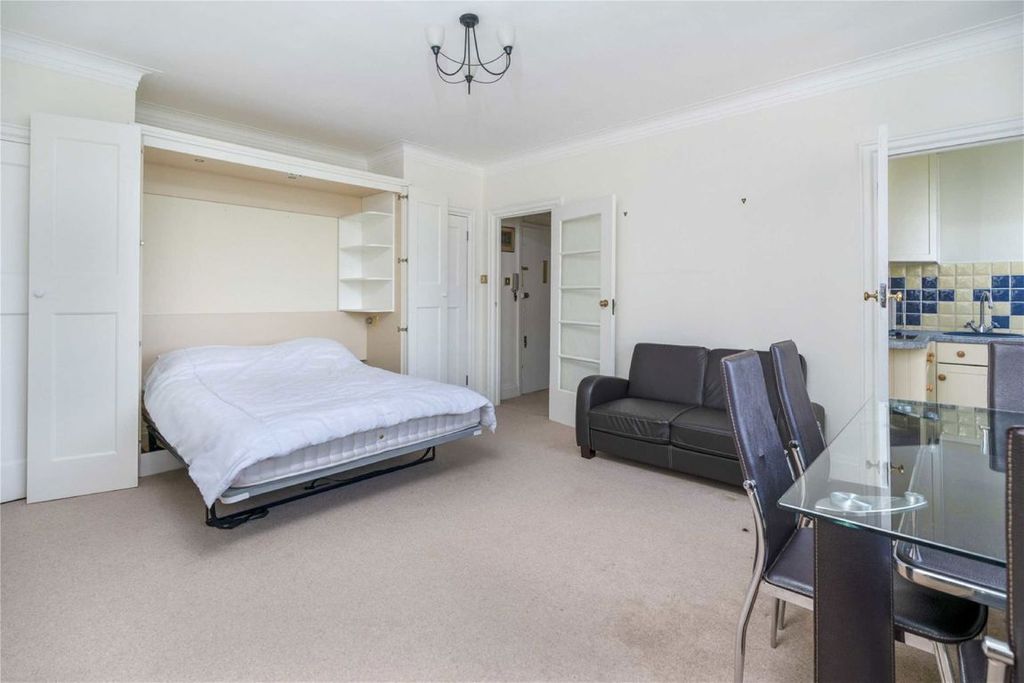 Property photo 3 of 4