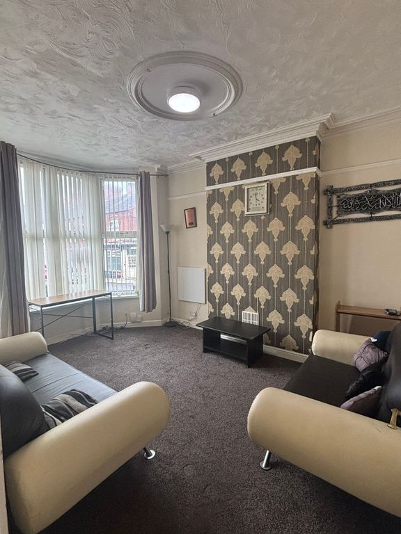 Property photo 3 of 26