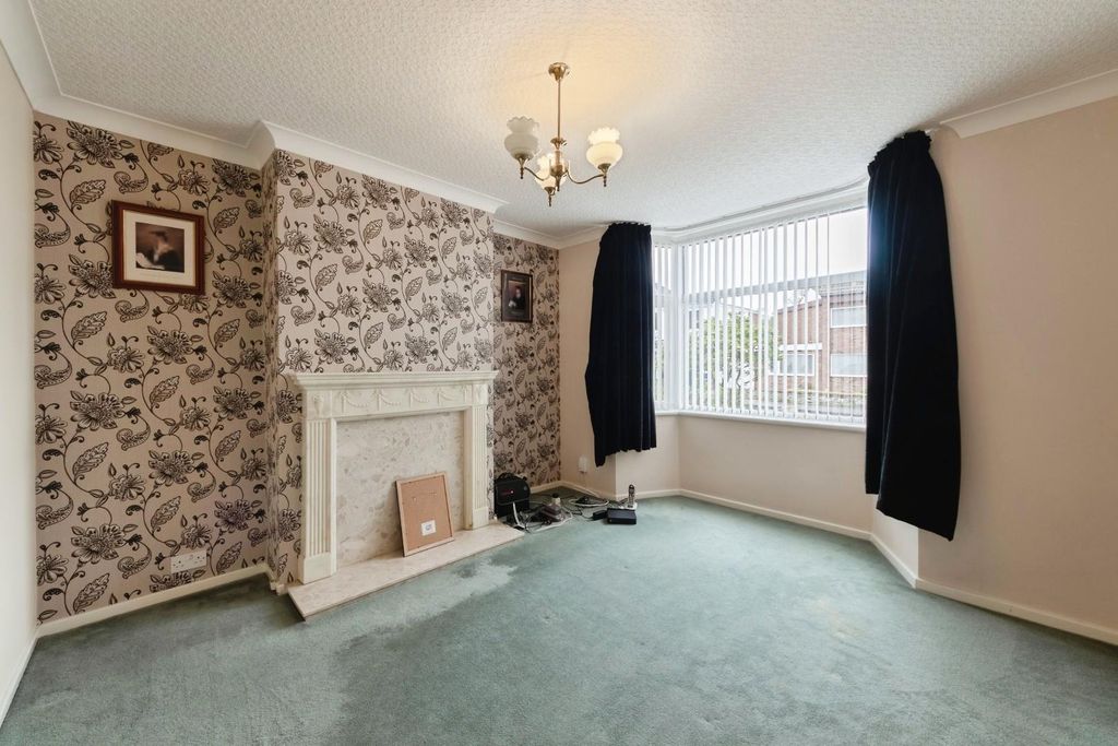 Property photo 2 of 33 Img_7619-Hdr-18.Jpg