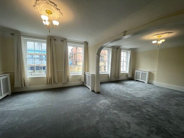 Property photo 2 of 26