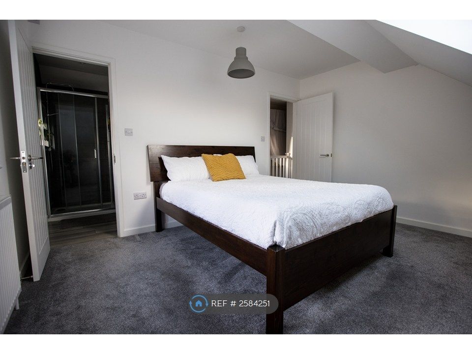 Property photo 1 of 35 Room 1