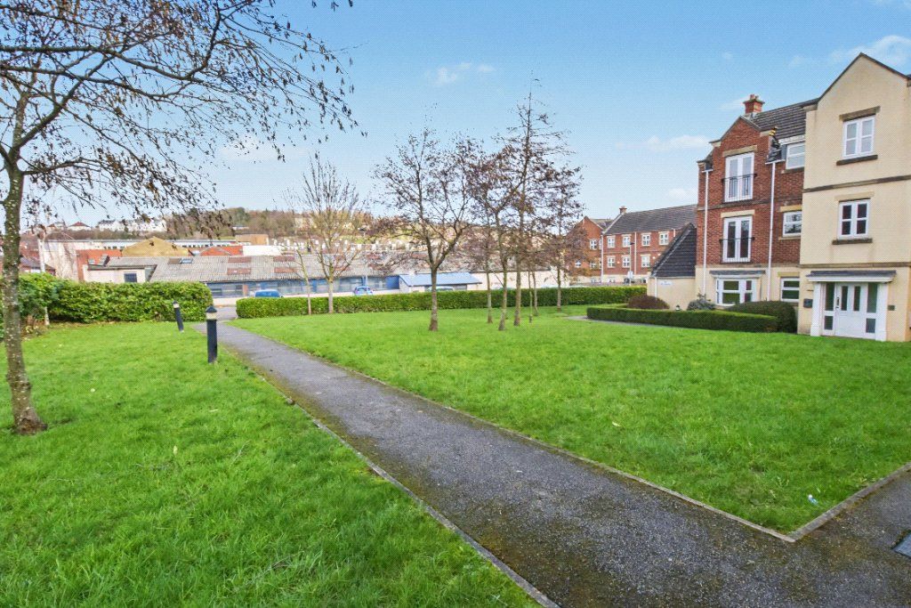 Property photo 1 of 10 Picture No. 16