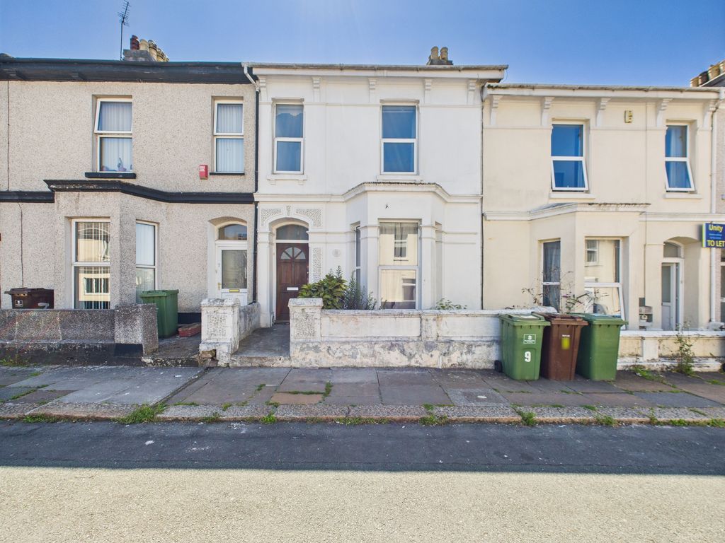 Property photo 1 of 34