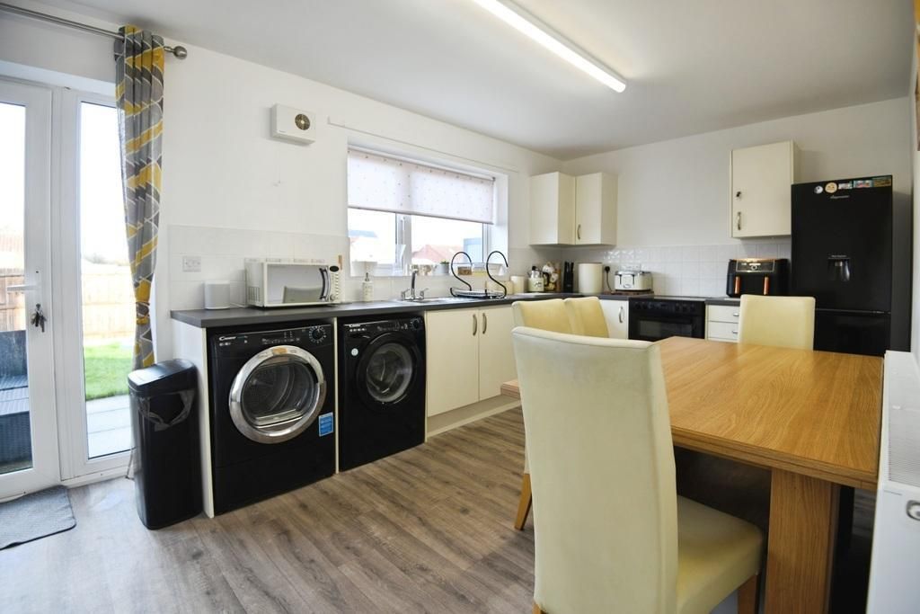 Property photo 2 of 17 Photo 2