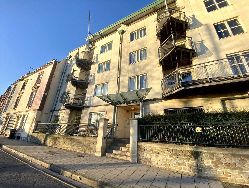 Property photo 1 of 25 Picture No. 01