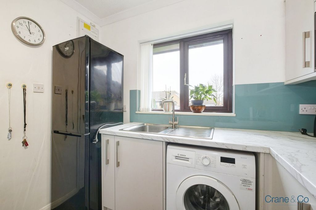 Property photo 3 of 13