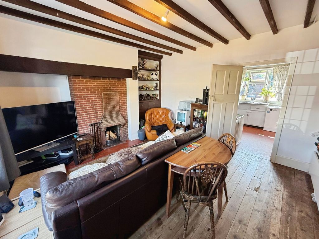 Property photo 2 of 12 Gallery