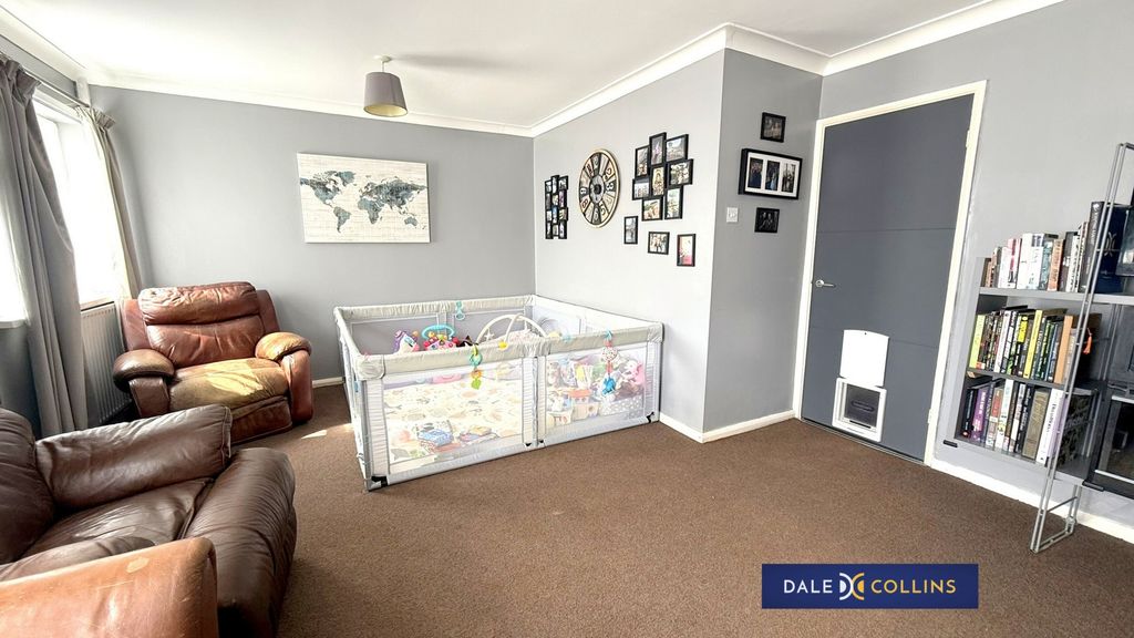 Property photo 3 of 19 Photo 21